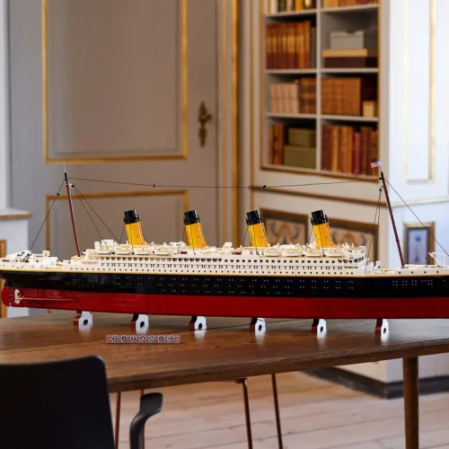 LEGO® Icons LEGO® Titanic - Image 7