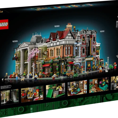 LEGO® Icons Tudor Corner - Image 3