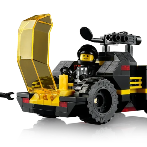 LEGO® Icons Blacktron Renegade - Image 5