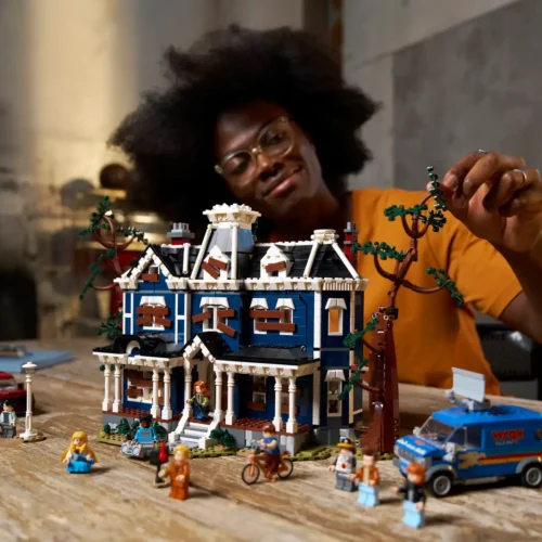 LEGO® Icons Stranger Things: The Creel House - Image 7