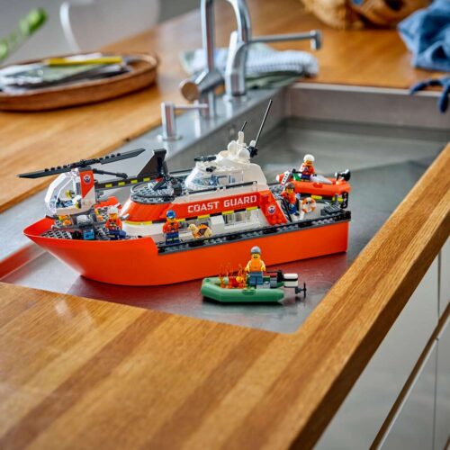 LEGO®  City Coast Guard Rescue Boat & Helicopter - Image 4